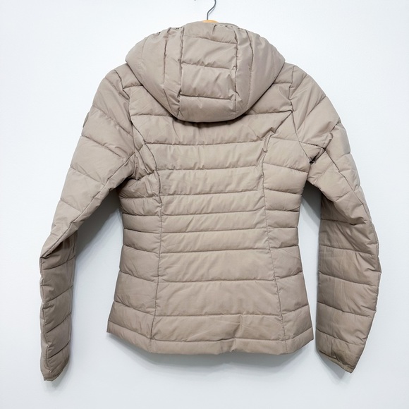 Abercrombie and Fitch Packable Puffer - Picture 10 of 11